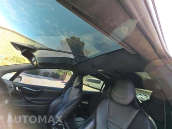 2017 Tesla Model X 75D - miniatura 11