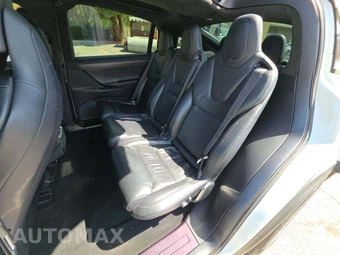 2017 Tesla Model X 75D - miniatura 13