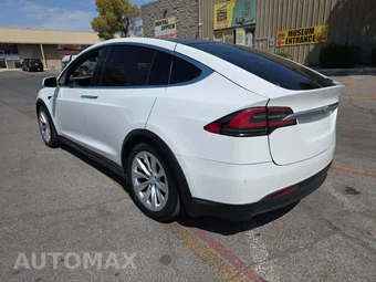 2017 Tesla Model X 75D - miniatura 2