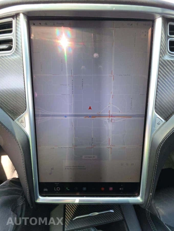2017 Tesla Model X 75D - miniatura 30