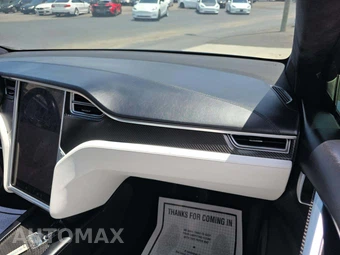2017 Tesla Model X 75D – miniatura 19