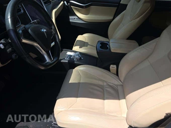2017 Tesla Model X 75D - miniatura 6