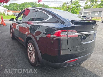 2017 Tesla Model X 75D – miniatura 2