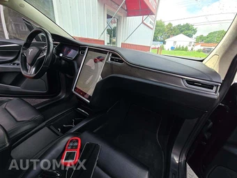 2017 Tesla Model X 75D – miniatura 20