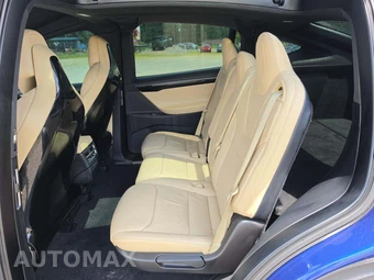 2017 Tesla Model X 75D - miniatura 13