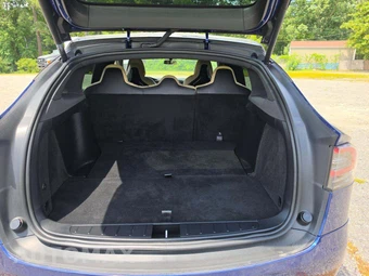 2017 Tesla Model X 75D - miniatura 14