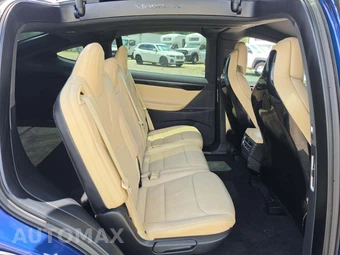 2017 Tesla Model X 75D - miniatura 16