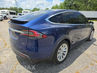 2017 Tesla Model X 75D - miniatura 3