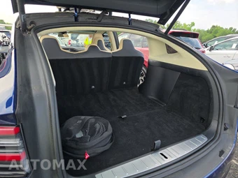 2017 Tesla Model X 75D – miniatura 16