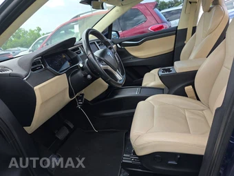 2017 Tesla Model X 75D – miniatura 7