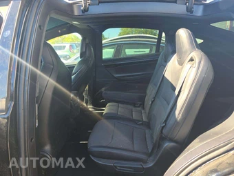 2017 Tesla Model X 75D – miniatura 13