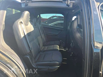 2017 Tesla Model X 75D – miniatura 17
