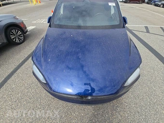 2017 Tesla Model X 90D – miniatura 15