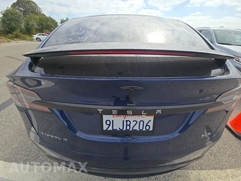 2017 Tesla Model X 90D – miniatura 16