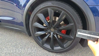 2017 Tesla Model X 90D – miniatura 21