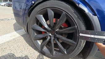 2017 Tesla Model X 90D – miniatura 27