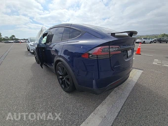 2017 Tesla Model X 90D – miniatura 6