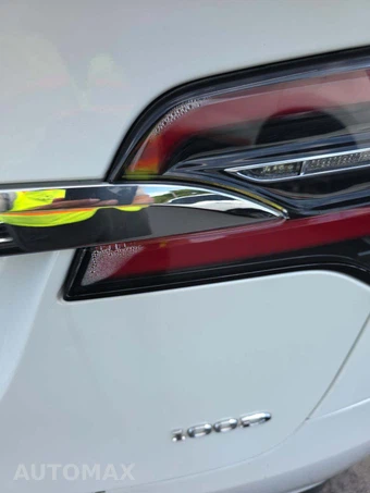 2017 Tesla Model X 90D - miniatura 28