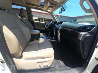 2017 Toyota 4Runner Limited – miniatura 15