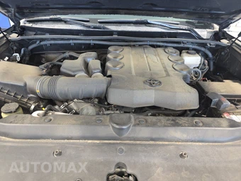 2017 Toyota 4Runner SR5 – miniatura 16