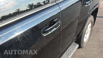 2017 Toyota 4Runner SR5 – miniatura 28