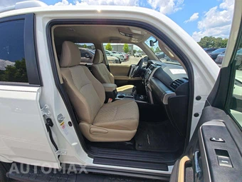 2017 Toyota 4Runner SR5 - miniatura 16