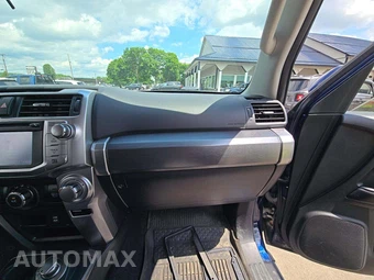 2017 Toyota 4Runner SR5 – miniatura 19