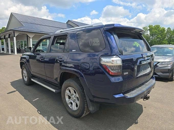 2017 Toyota 4Runner SR5 – miniatura 2