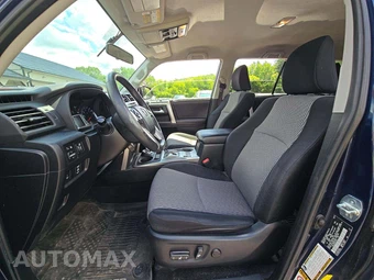 2017 Toyota 4Runner SR5 – miniatura 6
