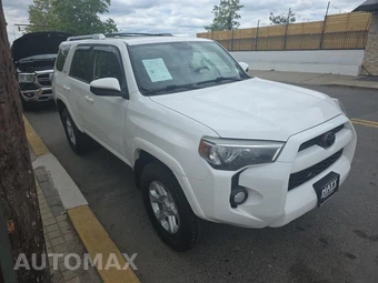 2017 Toyota 4Runner SR5 – miniatura 3