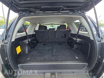 2017 Toyota 4Runner SR5 – miniatura 12