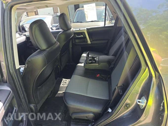 2017 Toyota 4Runner SR5 Premium – miniatura 13