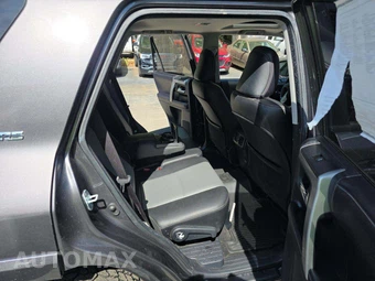 2017 Toyota 4Runner SR5 Premium – miniatura 16