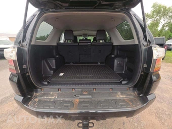 2017 Toyota 4Runner SR5 Premium – miniatura 14