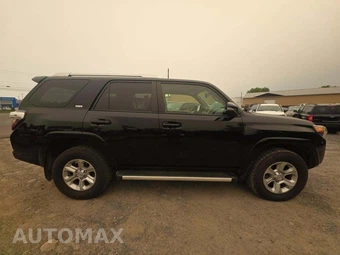 2017 Toyota 4Runner SR5 Premium – miniatura 4
