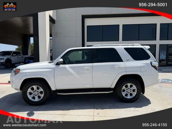 2017 Toyota 4Runner SR5 Premium - miniatura 2