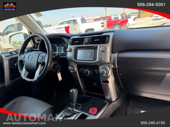2017 Toyota 4Runner SR5 Premium - miniatura 23