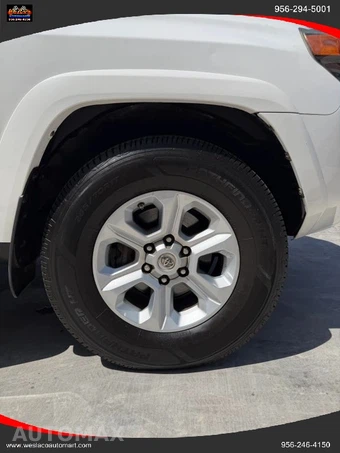 2017 Toyota 4Runner SR5 Premium - miniatura 24