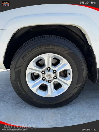 2017 Toyota 4Runner SR5 Premium - miniatura 26