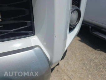 2017 Toyota 4Runner TRD Off-Road - miniatura 21