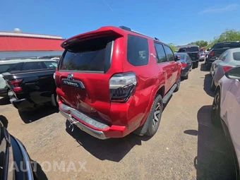 2017 Toyota 4Runner TRD Off-Road Premium - miniatura 3
