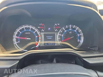 2017 Toyota 4Runner TRD Off-Road Premium - miniatura 9