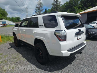 2017 Toyota 4Runner TRD Pro - miniatura 2