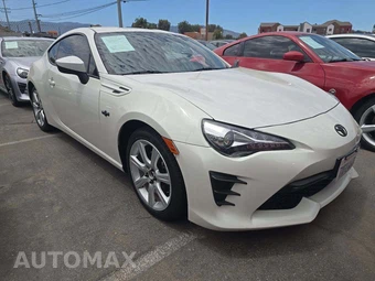 2017 Toyota 86 - miniatura 4