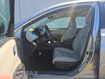 2017 Toyota Avalon Hybrid Limited - miniatura 7