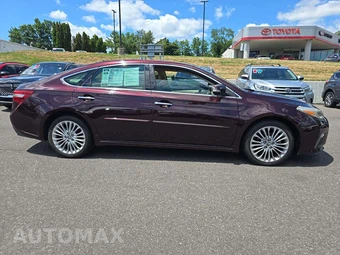 2017 Toyota Avalon Limited – miniatura 4