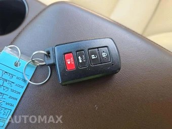 2017 Toyota Avalon Limited – miniatura 8