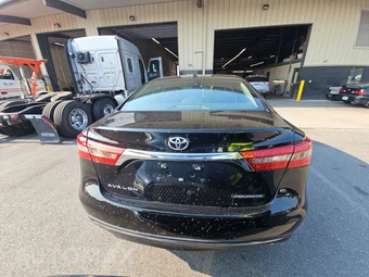 2017 Toyota Avalon Touring – miniatura 5