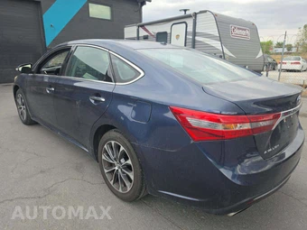 2017 Toyota Avalon XLE - miniatura 2
