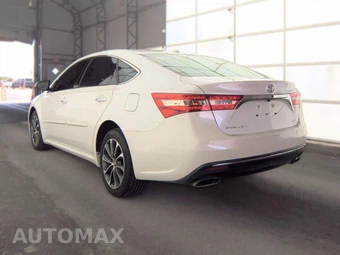 2017 Toyota Avalon XLE – miniatura 6